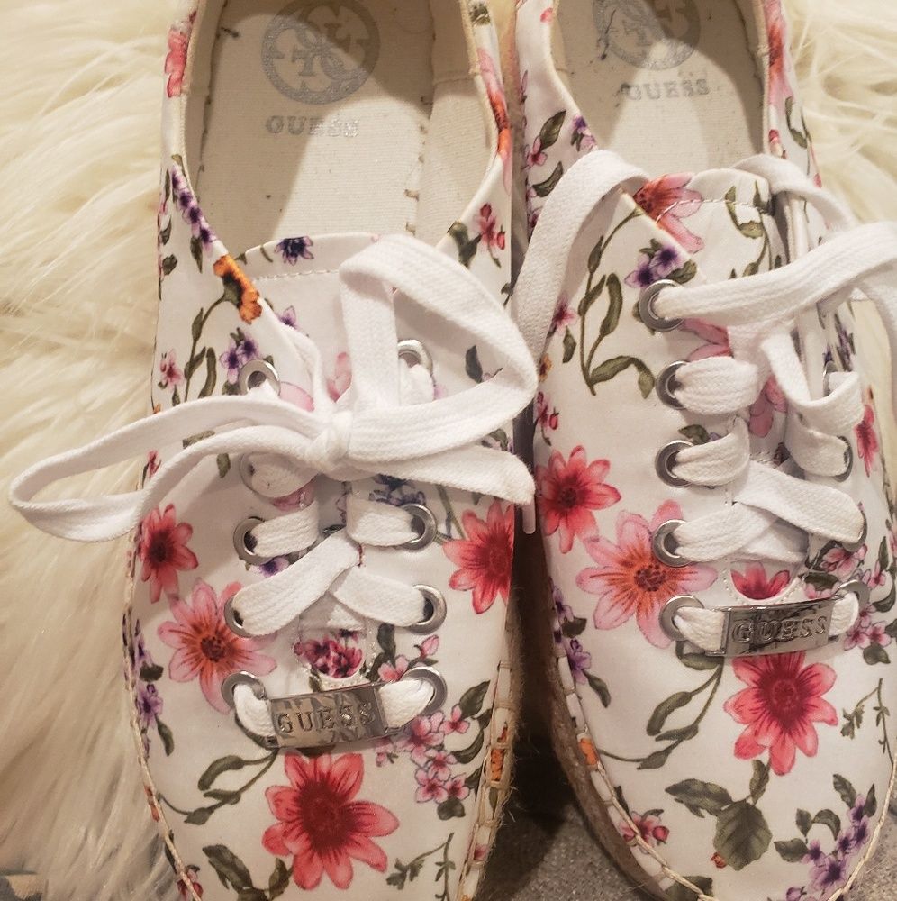 Guess sneaker